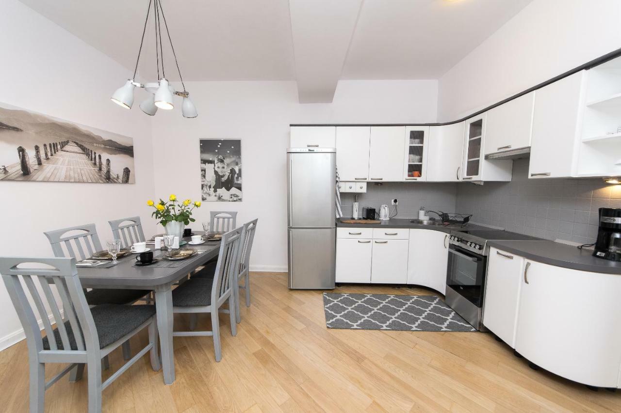 Spacious Apartment In Old Town P4You Pl Cracovia Esterno foto